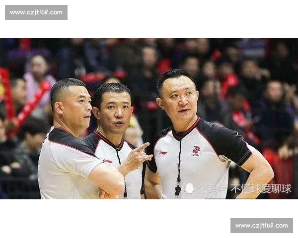 苏牙门线挑衅裁判：“我偏不！” 复刻经典争议